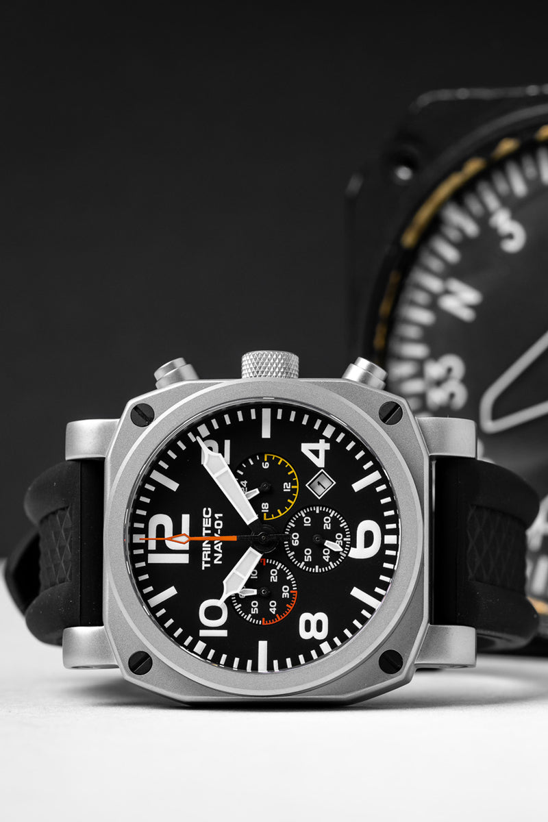 NAV-01 Chronograph / Stainless / Quartz