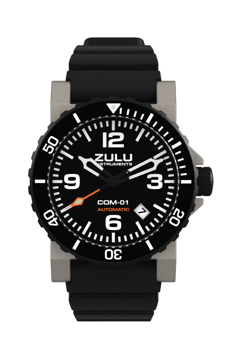 COM-01 Automatic - Stainless - Front